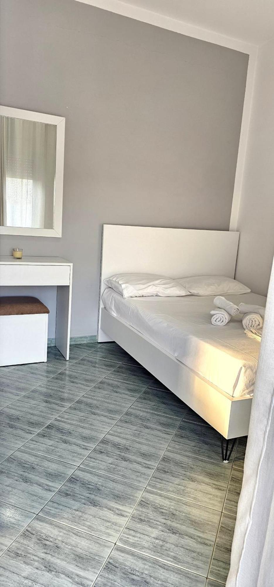 Joen Apartments Sarandë Esterno foto