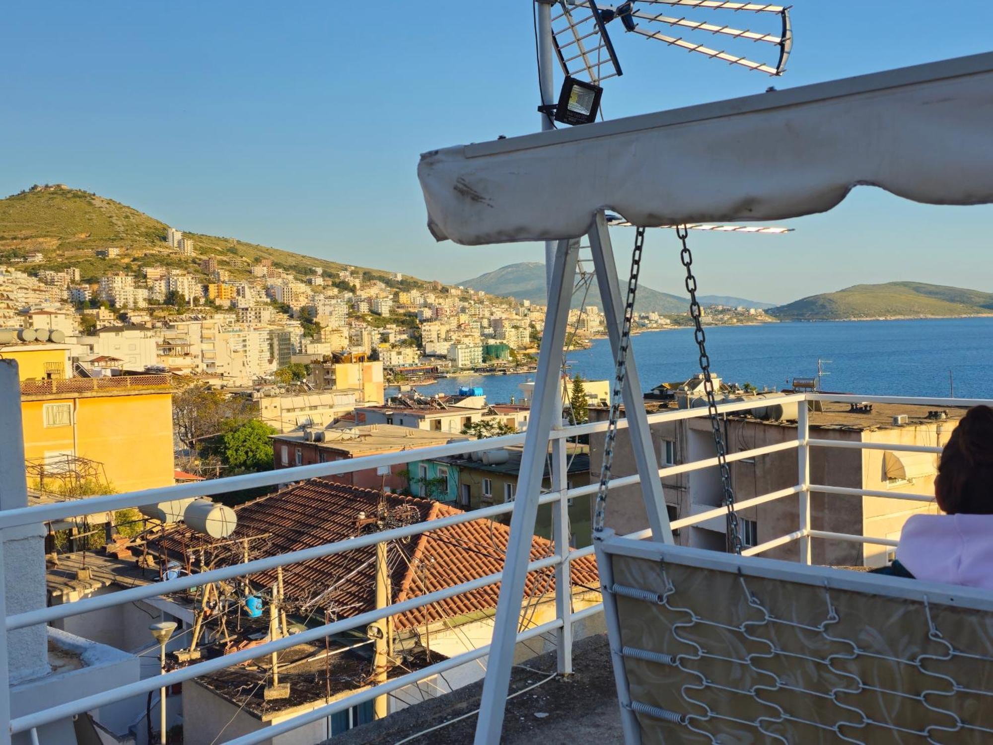 Joen Apartments Sarandë Esterno foto