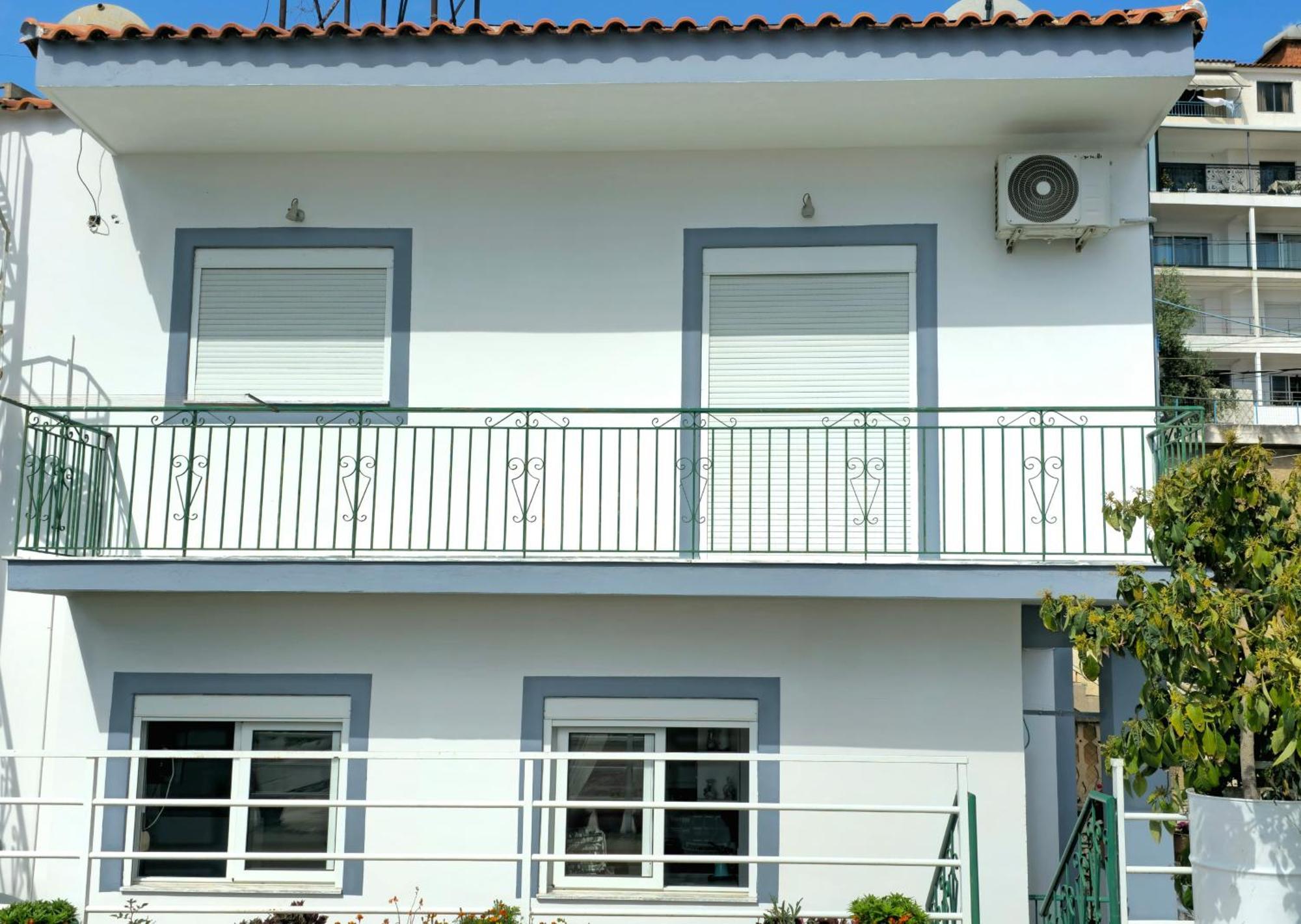 Joen Apartments Sarandë Esterno foto